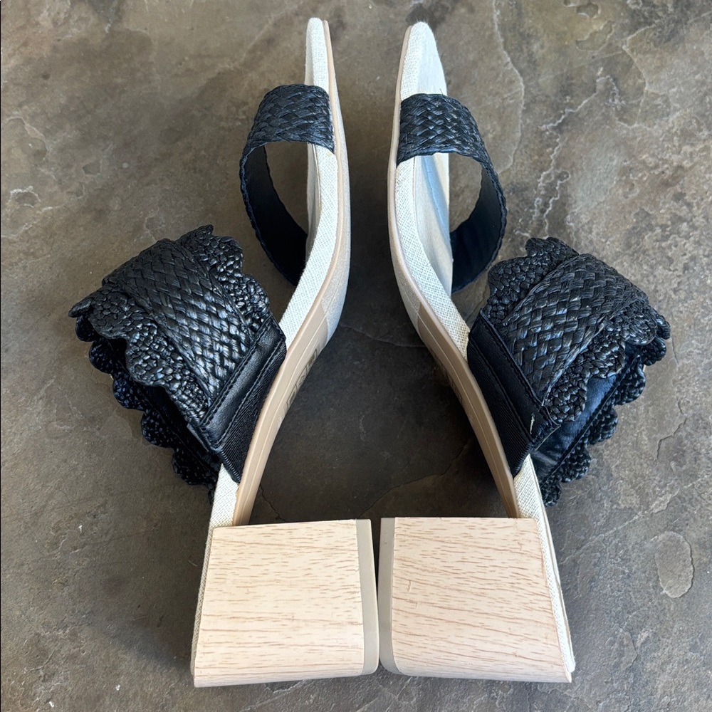 Dolce Vita Zophy Sandal - Picture 8 of 14